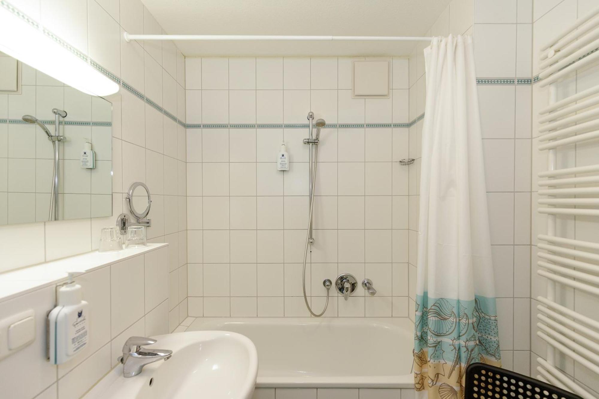 Haus Am Weststrand Kuehlungsborn Phòng bức ảnh
